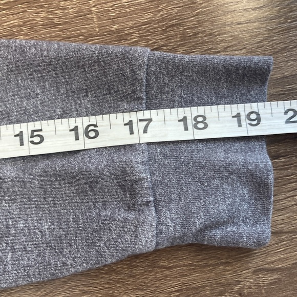 EUC Youth Large Unisex Retro Brand Gray TCU Long Sleeve T Shirt - Picture 6 of 8